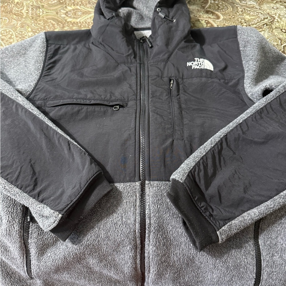 The North Face Men's Hooded Denali Charcoal and Heather Gray Performance Jacket